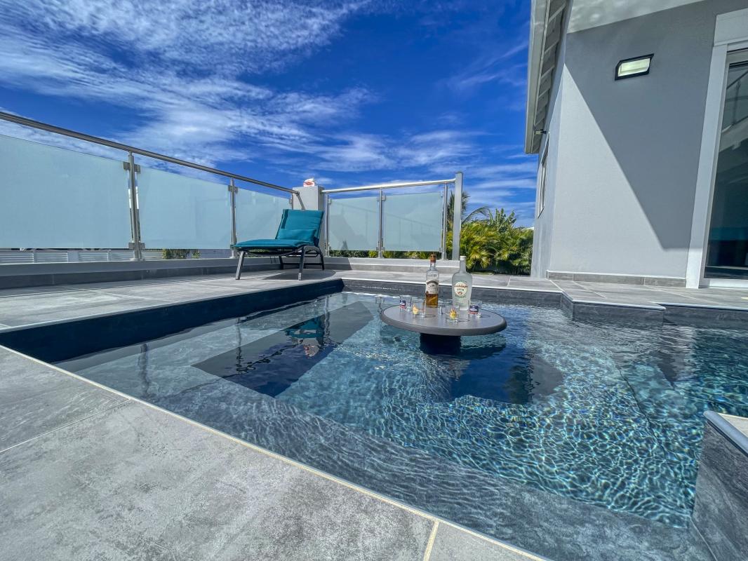 42.Location villa piscine vue mer St François Guadeloupe_Piscine